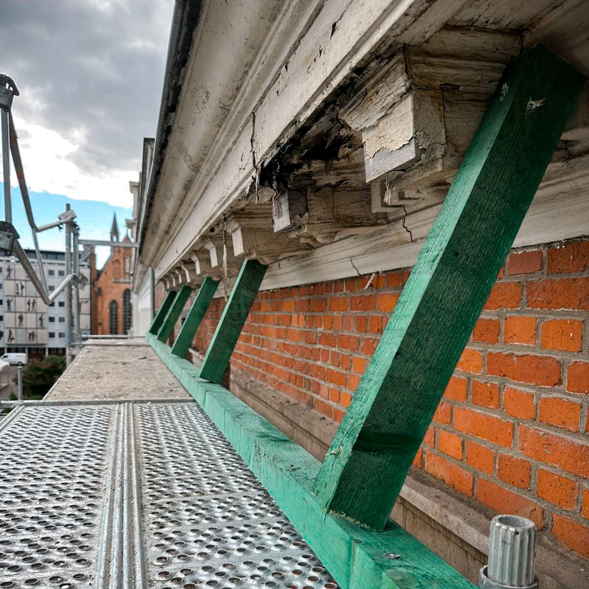 Transformation complète de la toiture au cœur de Louvain - Image 7