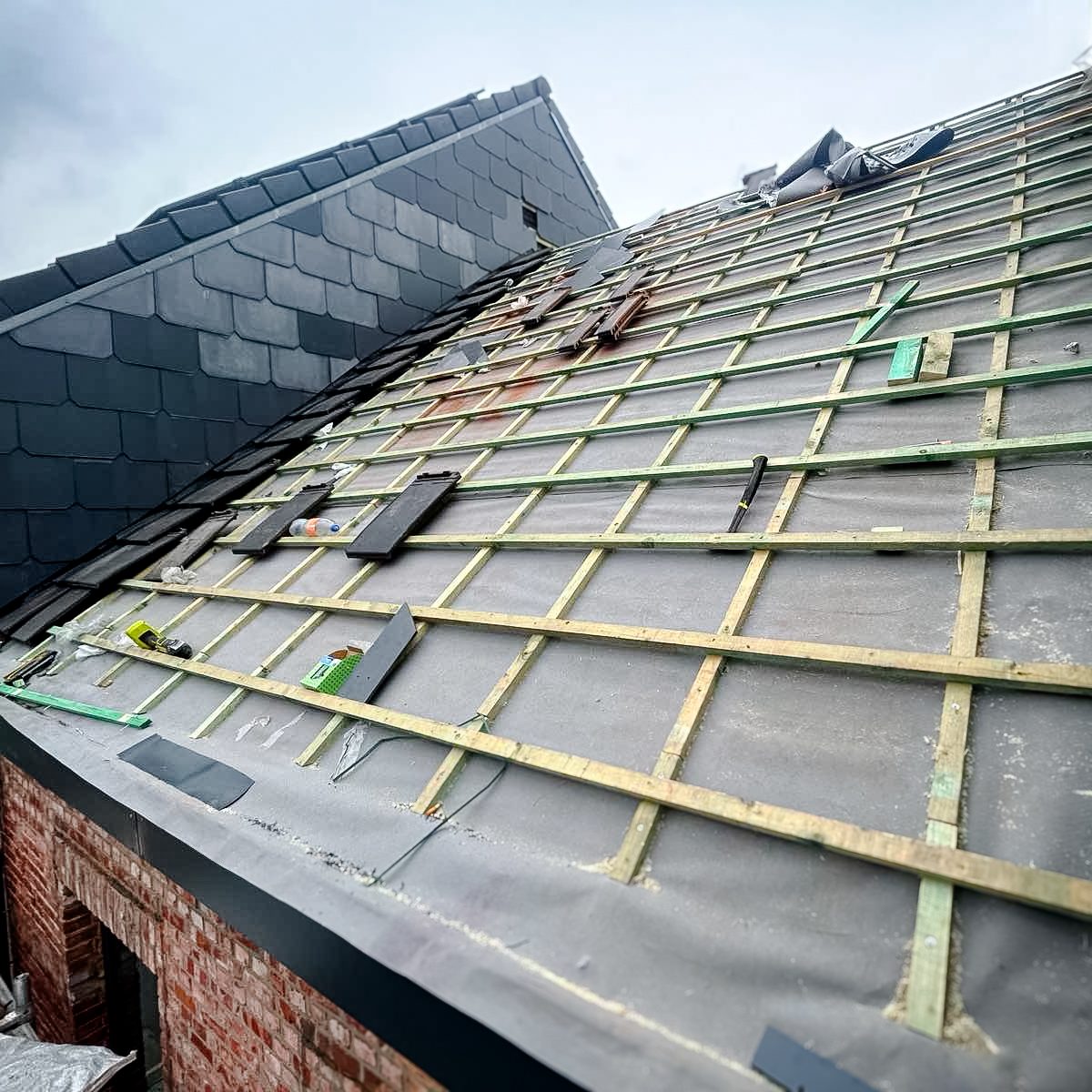 Rénovation de toiture à Malines : Solution globale écoénergétique - Image 4