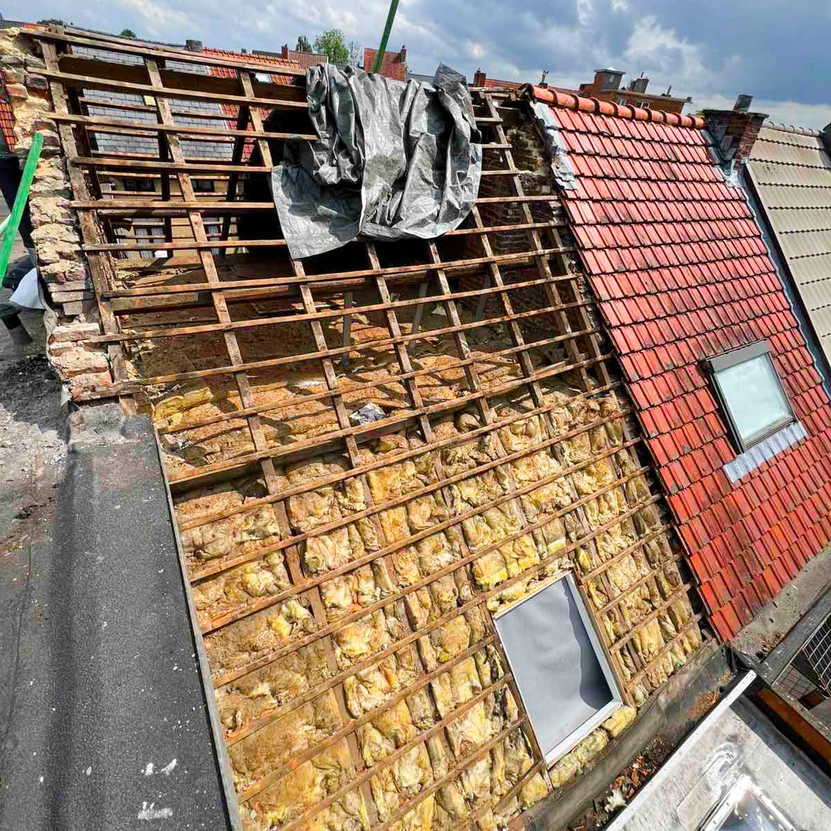 Complete dakrenovatie met sarkingisolatie in Mechelen - Image 3