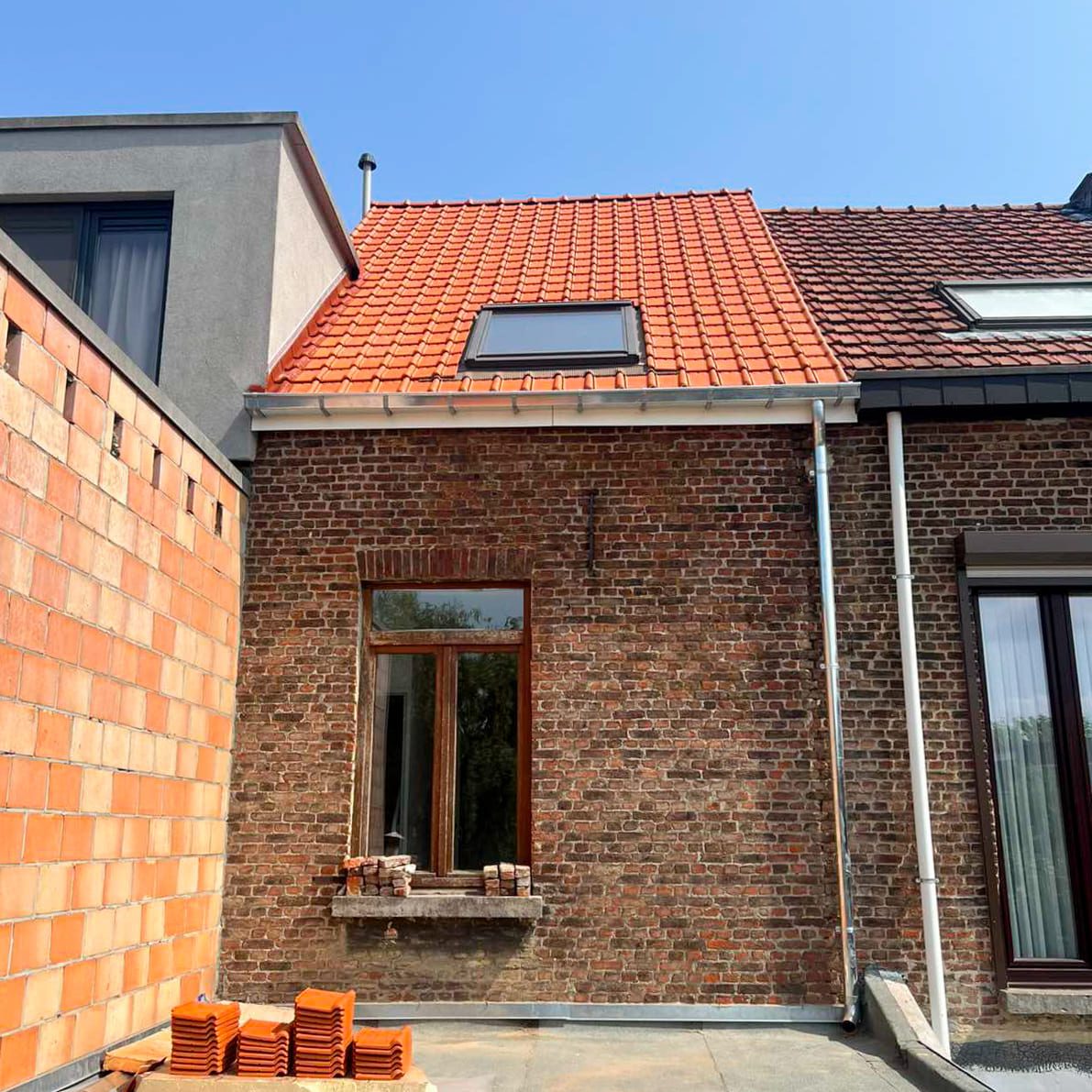 Complete dakrenovatie met sarkingisolatie in Mechelen - Image 12